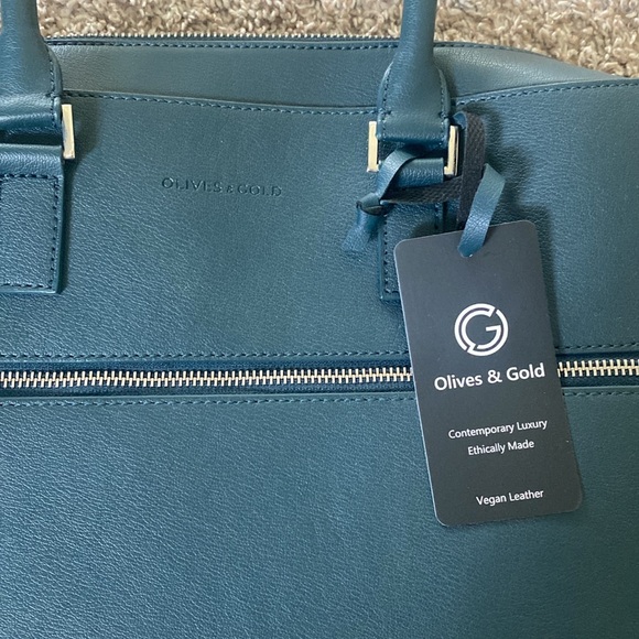 Olives & Gold Vegan Leather work bag - Picture 2 of 5